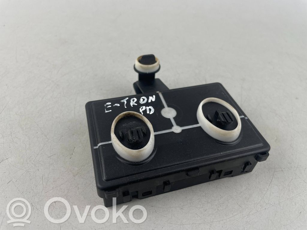 Audi e-tron Door control unit/module 