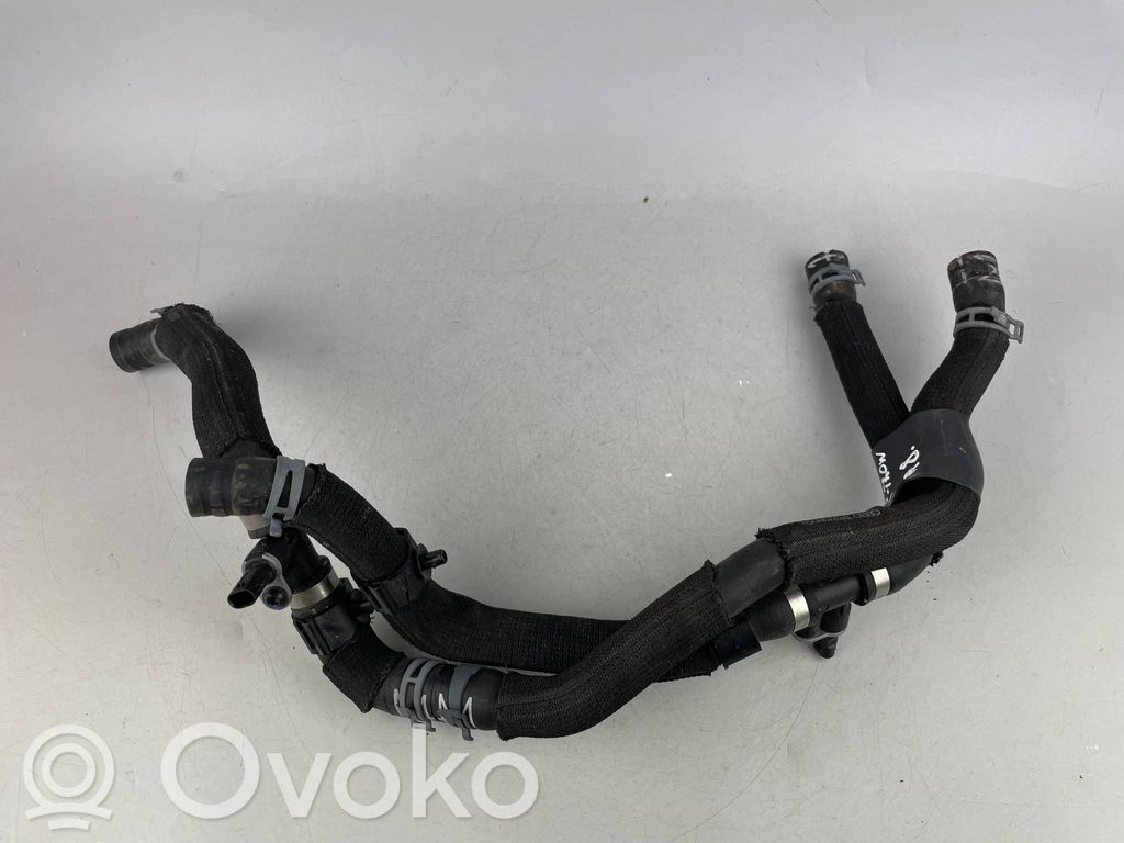 Audi e-tron Moottorin vesijäähdytyksen putki/letku 