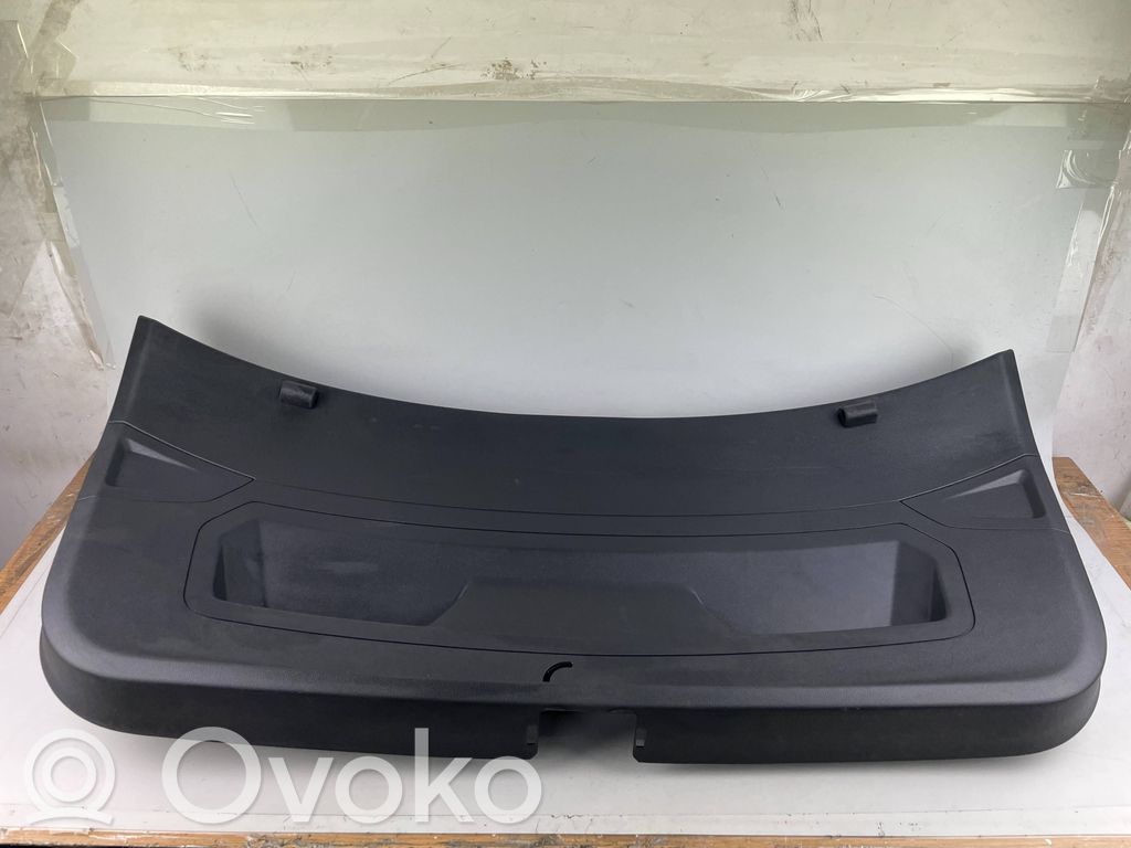 Seat Arona Poszycie / Tapicerka tylnej klapy bagażnika 