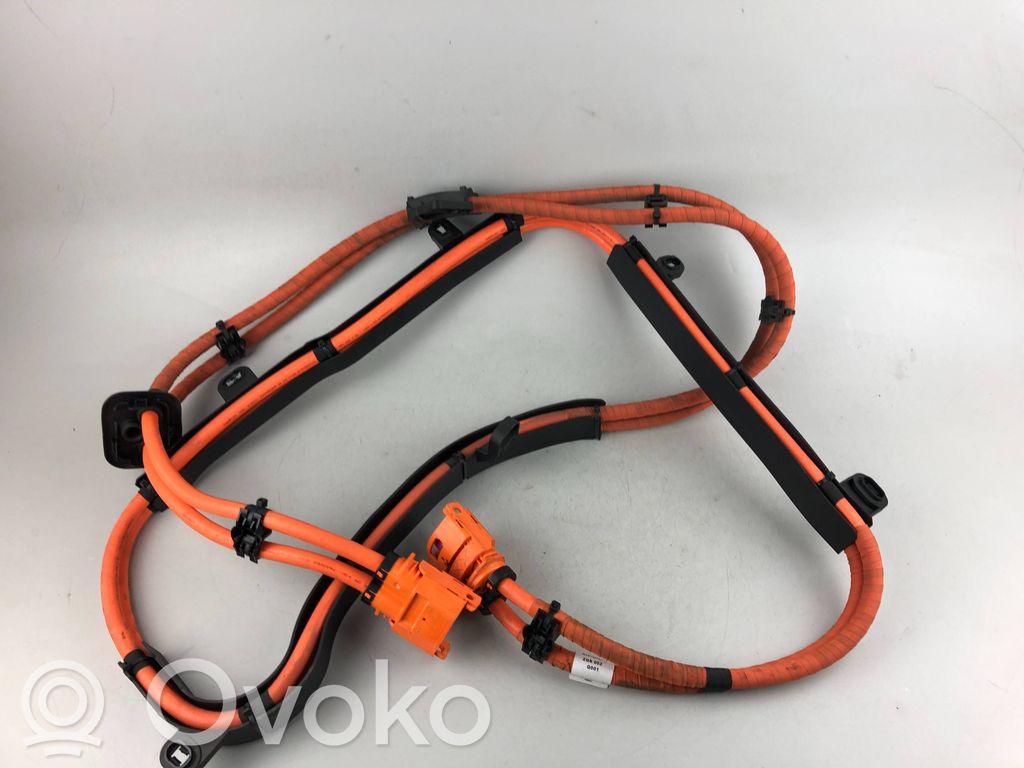 Mercedes-Benz EQA Cable de alta tensión 