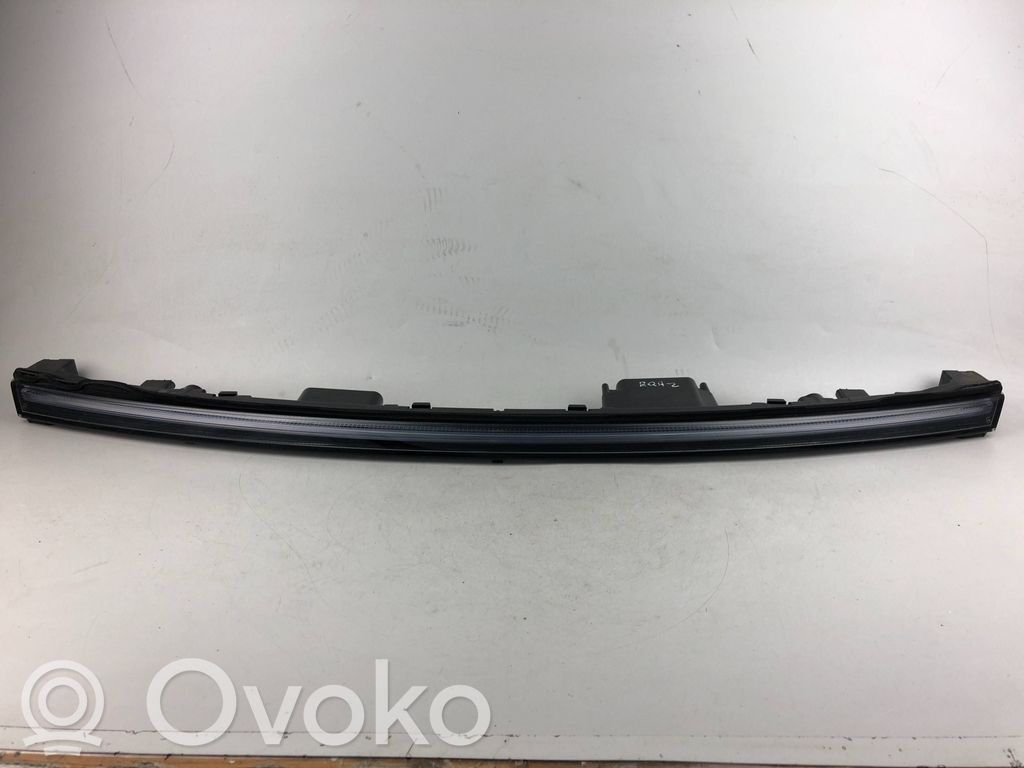 Mercedes-Benz EQA LED-Tagfahrscheinwerfer 