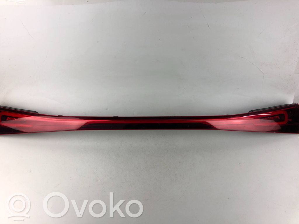 Mercedes-Benz EQA Takaluukun takavalot 