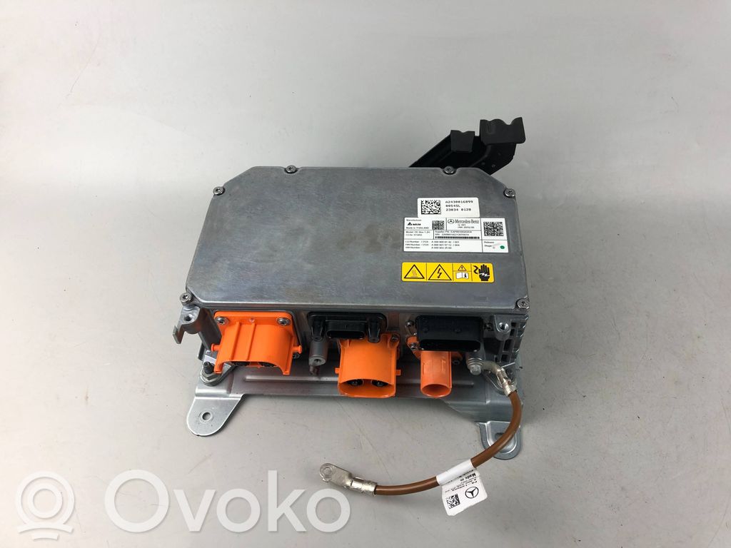 Mercedes-Benz EQA Convertisseur / inversion de tension inverseur 