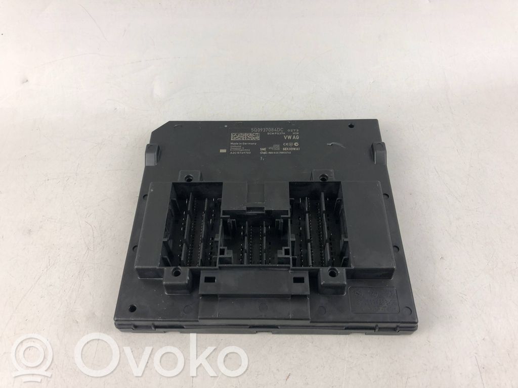 Volkswagen Tiguan Comfort/convenience module 