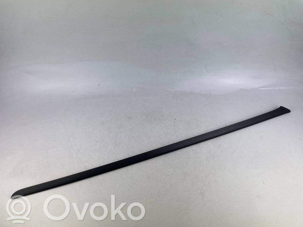 Audi Q4 e-tron Windshield trim 