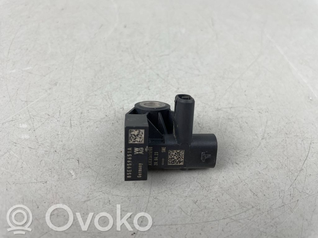 Volkswagen Golf VIII Airbagsensor Crashsensor Drucksensor 