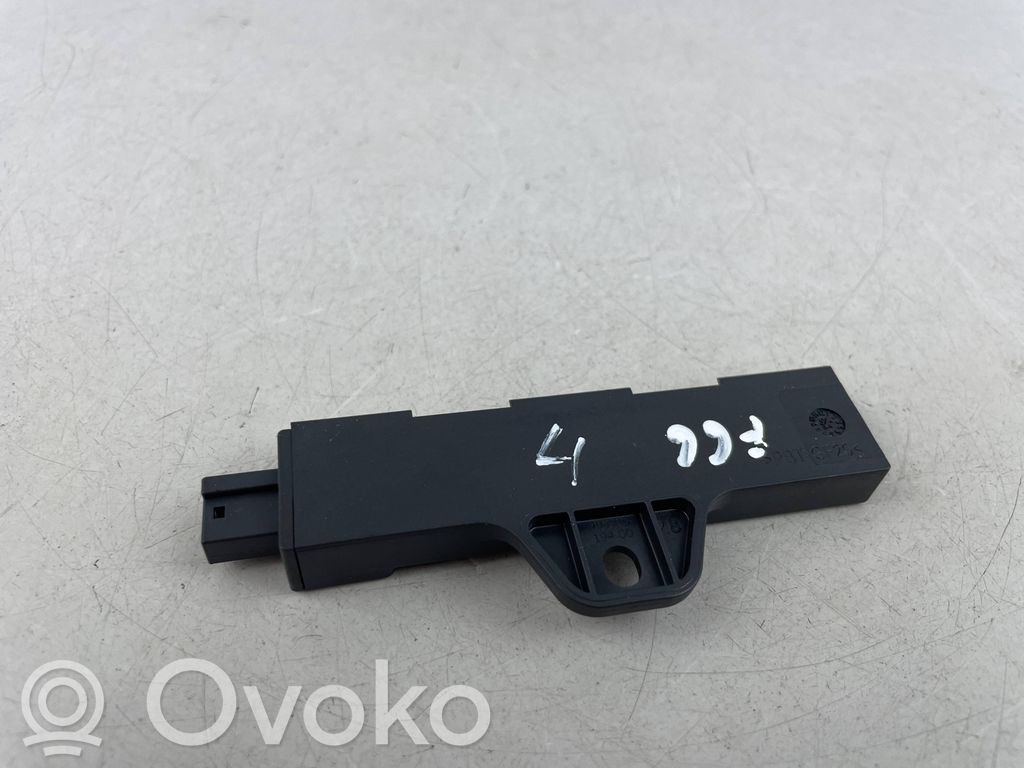 Mini F66 Radion pystyantenni 
