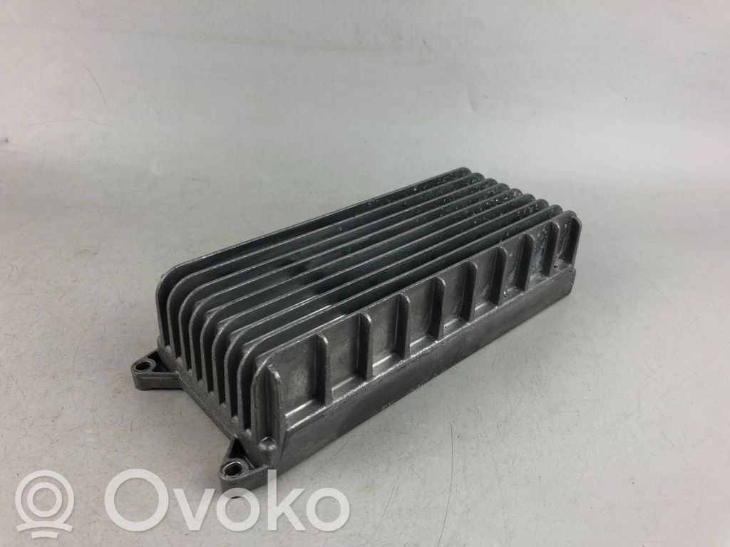 Audi A4 S4 B8 8K Amplificatore 