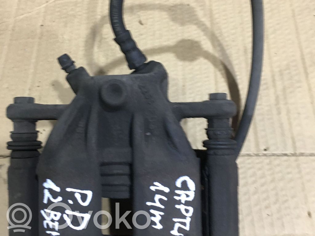 Front brake caliper   8864D