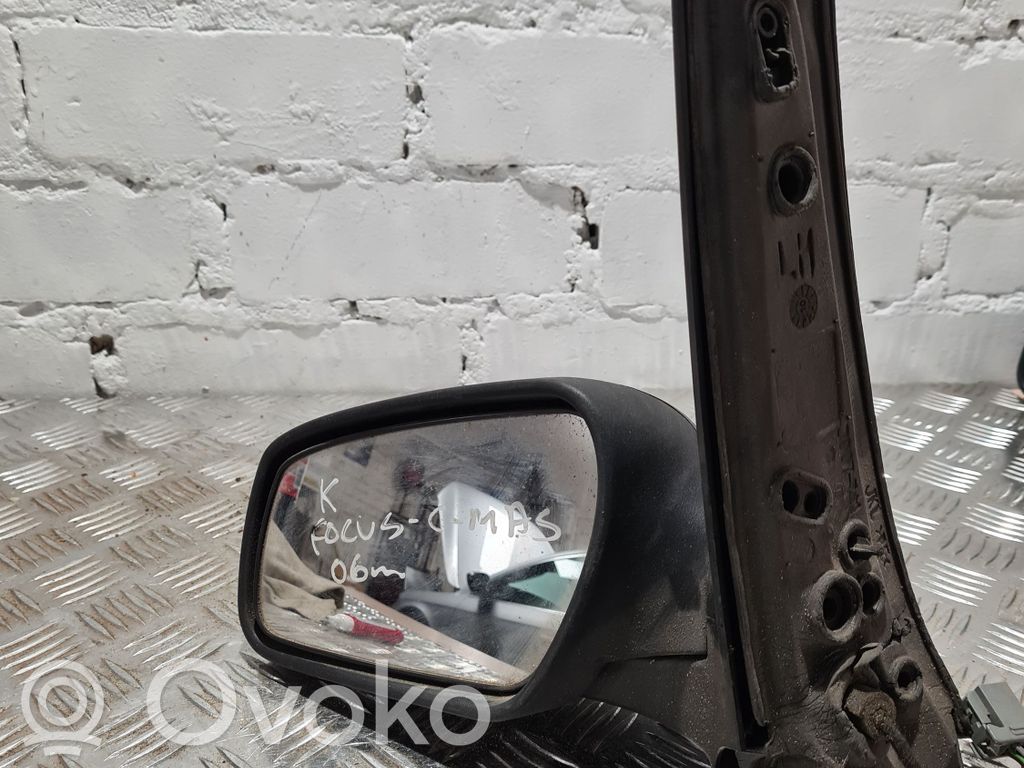 Front door electric wing mirror