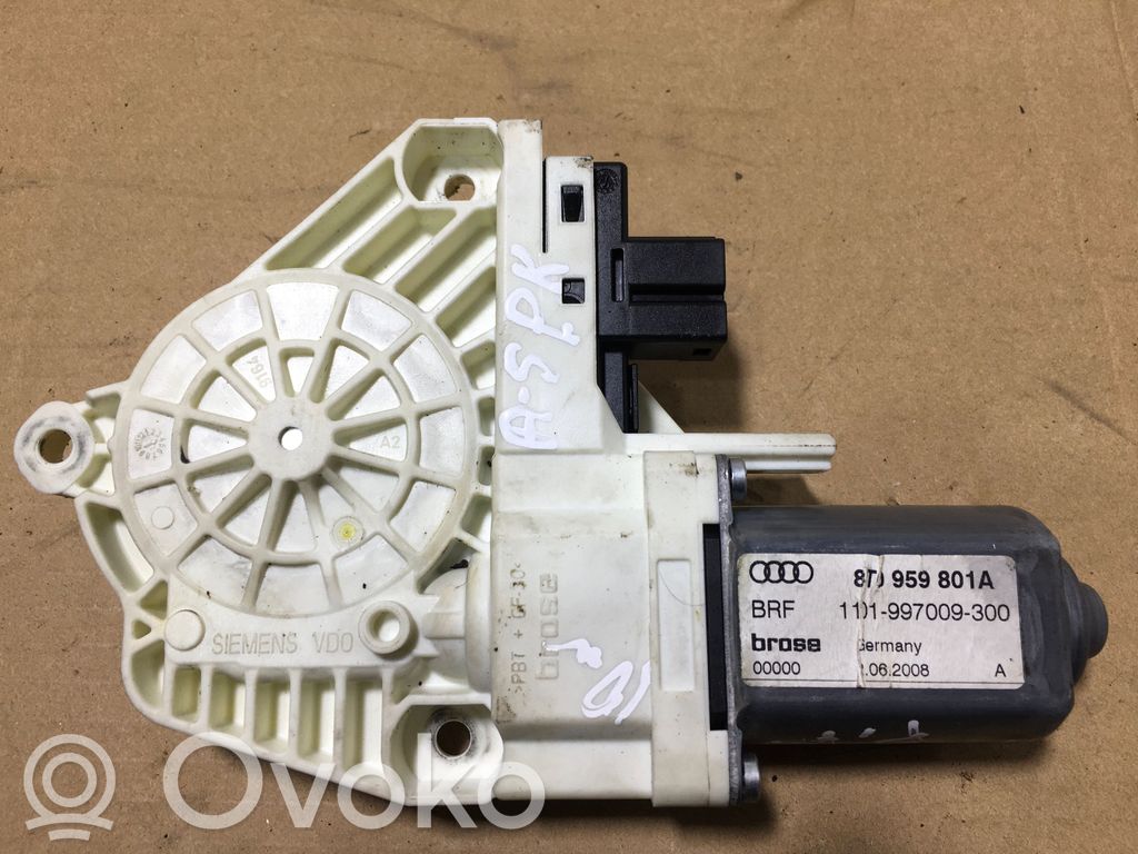 Audi A5 8T 8F Silnik regulatora szyby drzwi przednich 