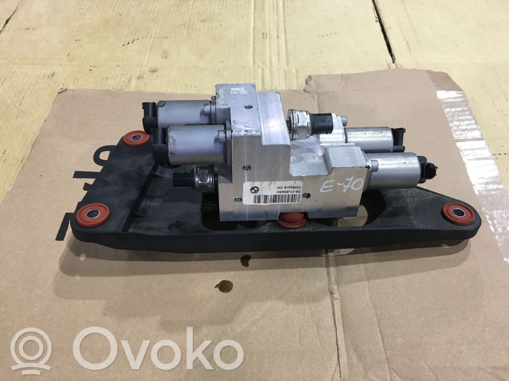 BMW X5 E70 Active stabilizer control/valve assembly 