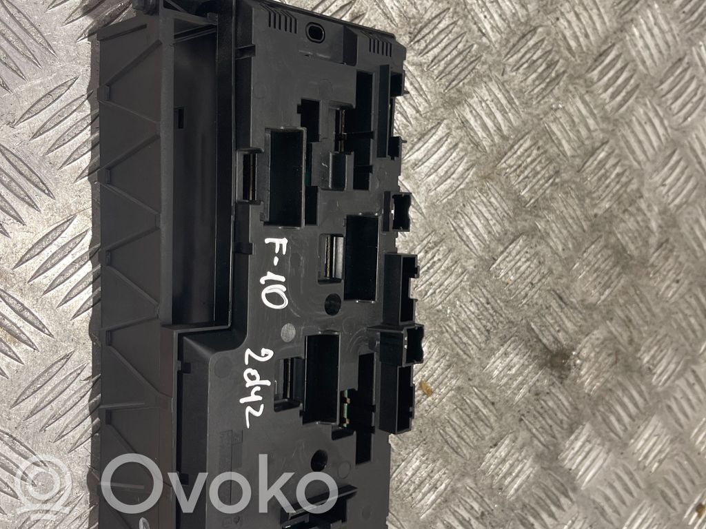 BMW 5 F10 F11 Saugiklių dėžė (komplektas) 