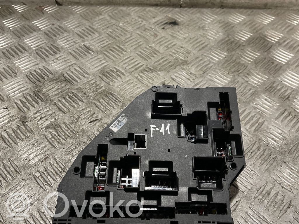BMW 5 F10 F11 Fuse module 
