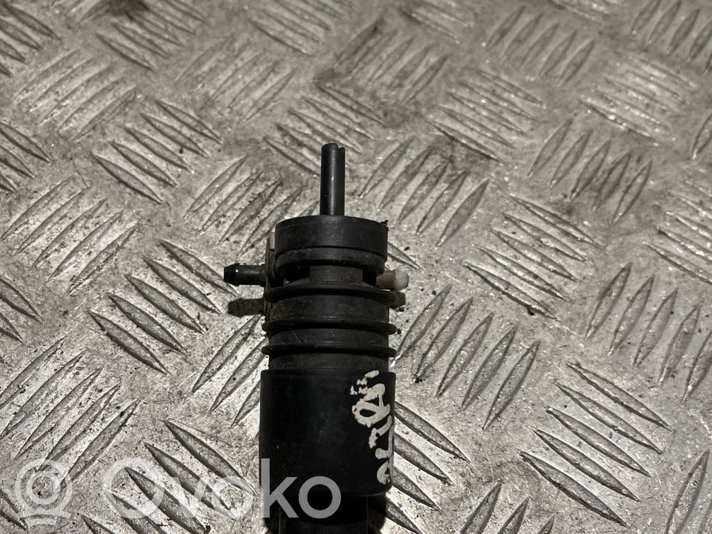 Windscreen/windshield washer pump   13250357,01450175,90492357