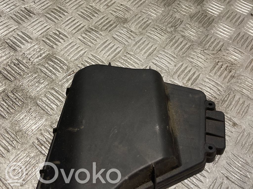 Audi A8 S8 D4 4H Fuse box cover 