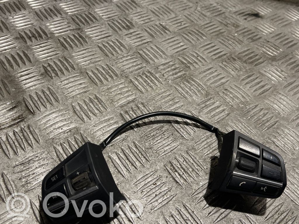 Przełącznik / Przycisk kierownicy   9163029