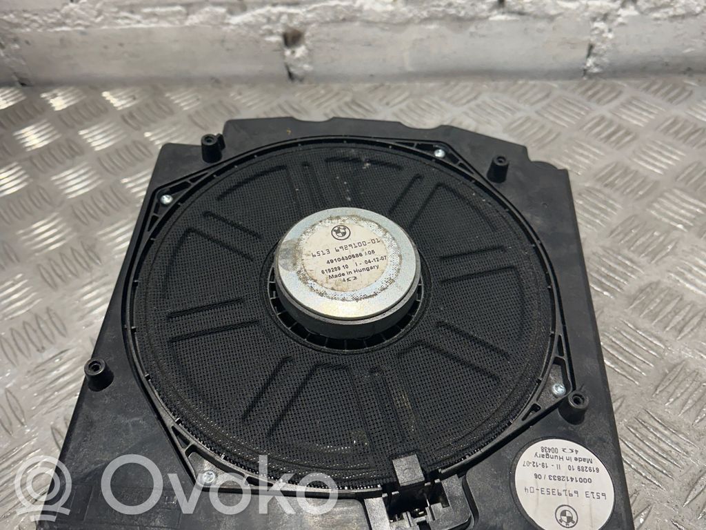 BMW 5 E60 E61 Subwoofer 