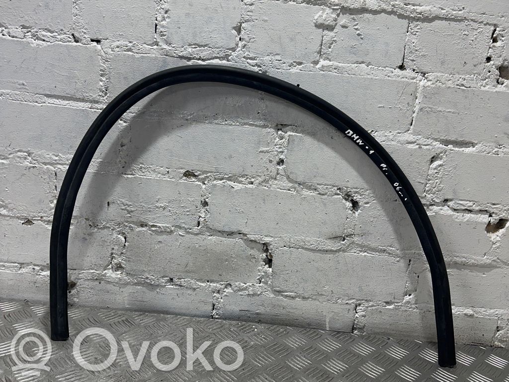 BMW 1 E81 E87 Engine compartment rubber 