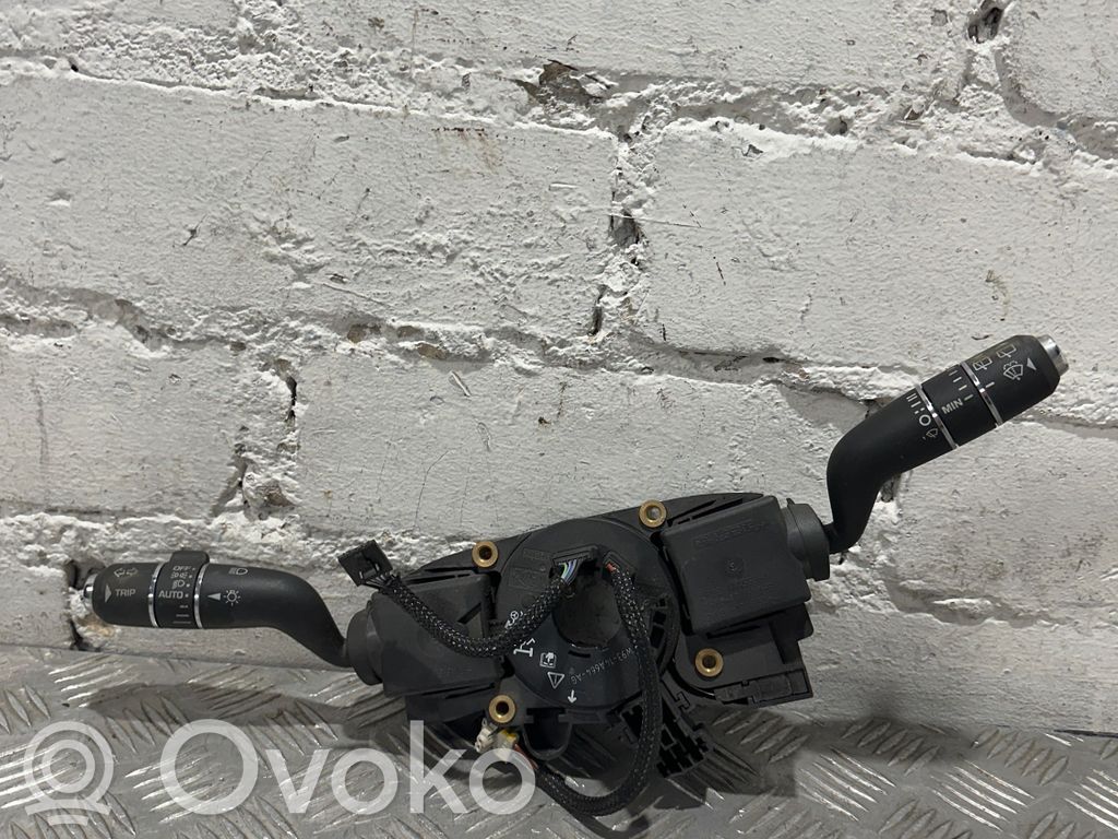 Jaguar XF X250 Wiper turn signal indicator stalk/switch 