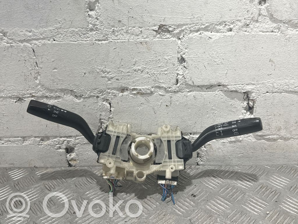 Mazda Premacy Rokturu komplekts 