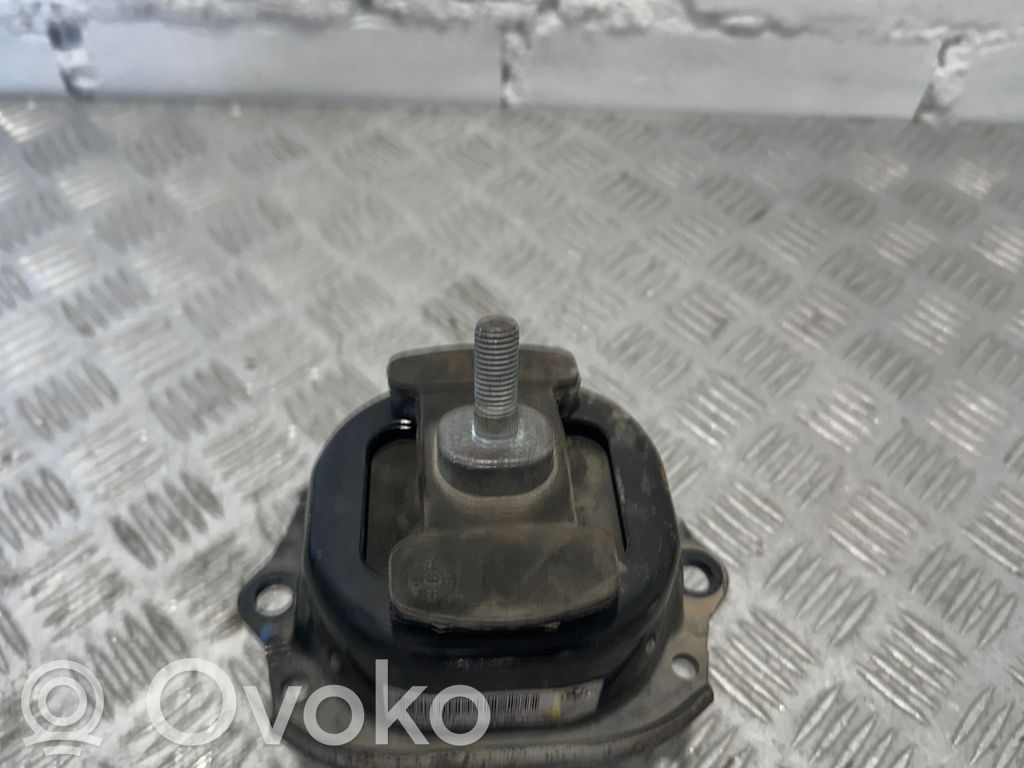 BMW X5 F15 Engine mount bracket 