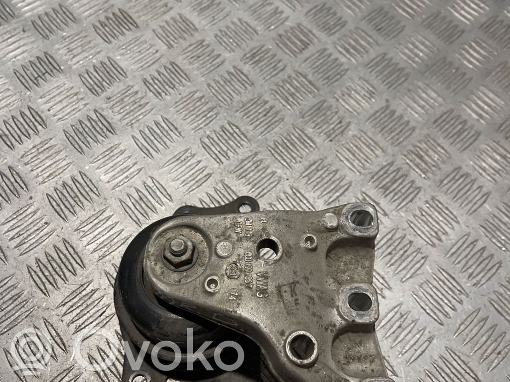 Seat Ibiza IV (6J,6P) Engine mount bracket 