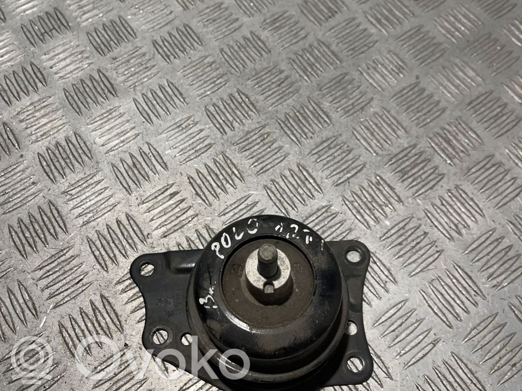 Volkswagen Polo V 6R Engine mount bracket 