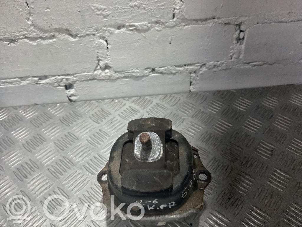 BMW X6 F16 Engine mount bracket 