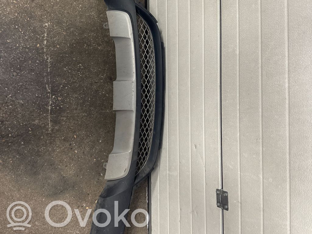 Front bumper lip   7179848