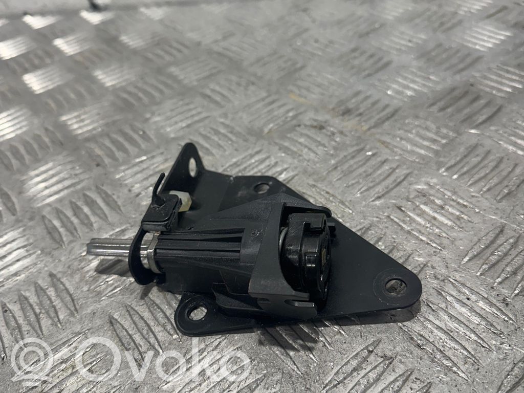 BMW X5 E70 Tailgate lock latch 