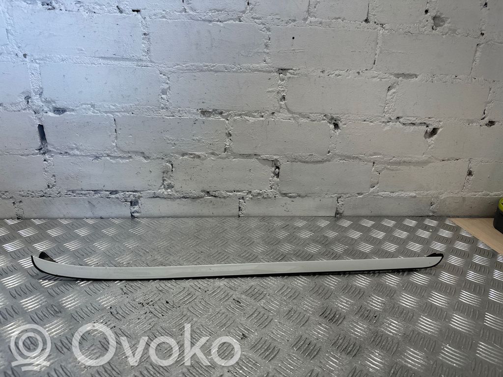 BMW X5 E70 Windshield trim 
