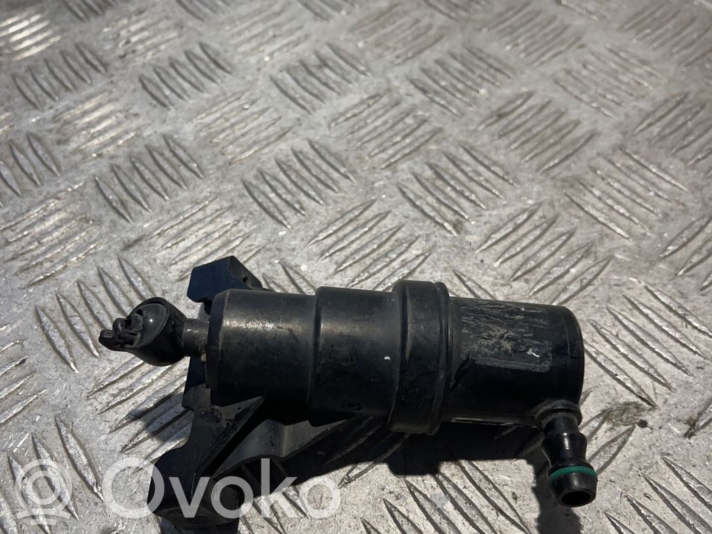 BMW 7 E65 E66 Headlight washer spray nozzle 