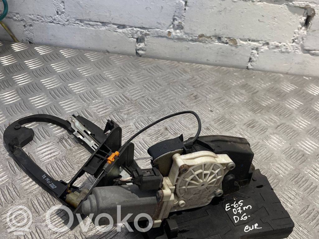 BMW 7 E65 E66 Takaoven lukko 