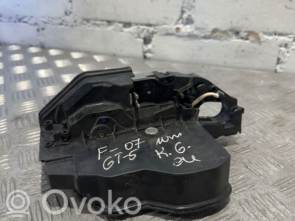 BMW 5 GT F07 Zamek drzwi tylnych 