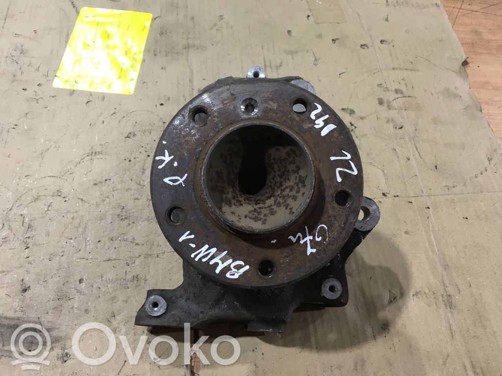 BMW 1 E82 E88 Front wheel hub 