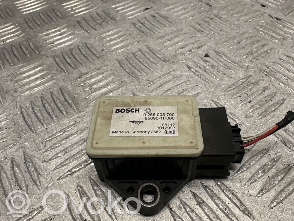 Hyundai i30 ESP acceleration yaw rate sensor 