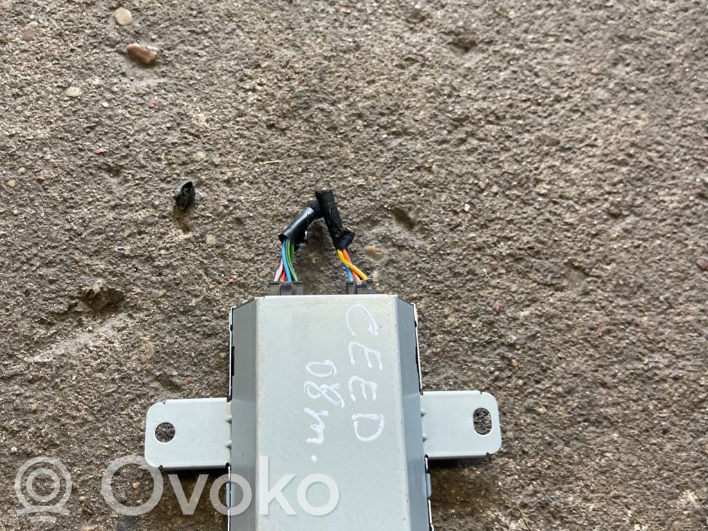 KIA Ceed USB interface control unit module 