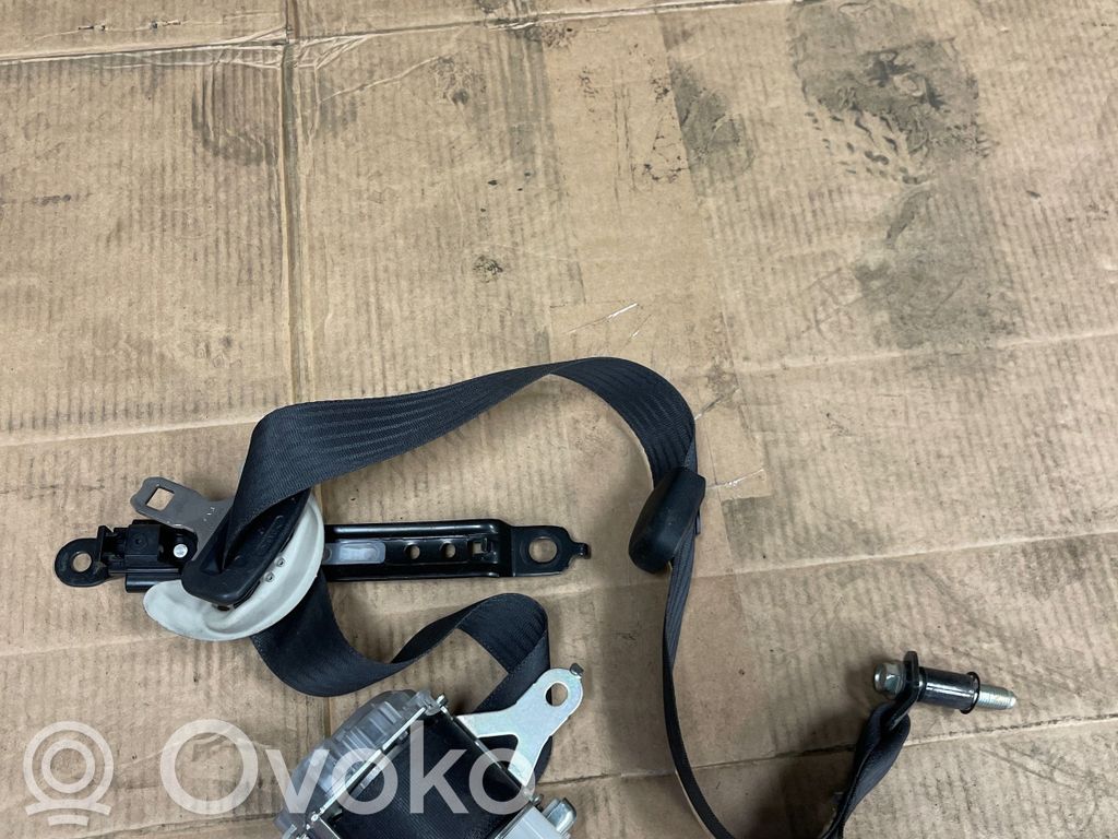 Subaru Legacy Cinturón delantero 