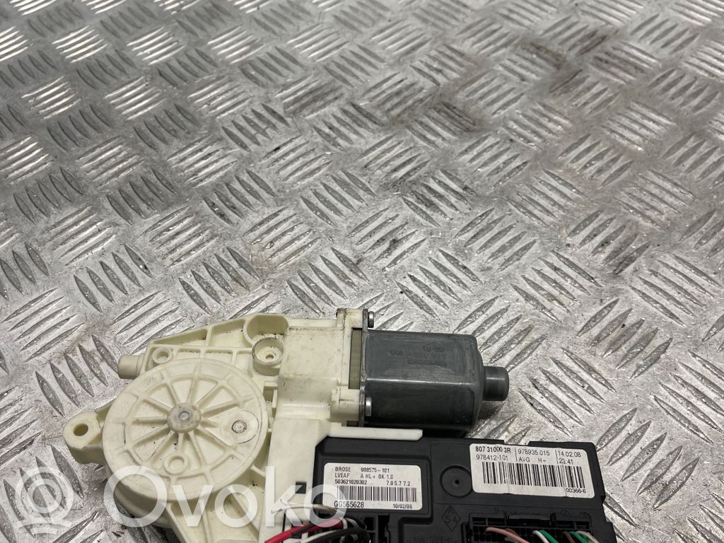Renault Laguna III Motor del regulador de la ventanilla de la puerta delantera 