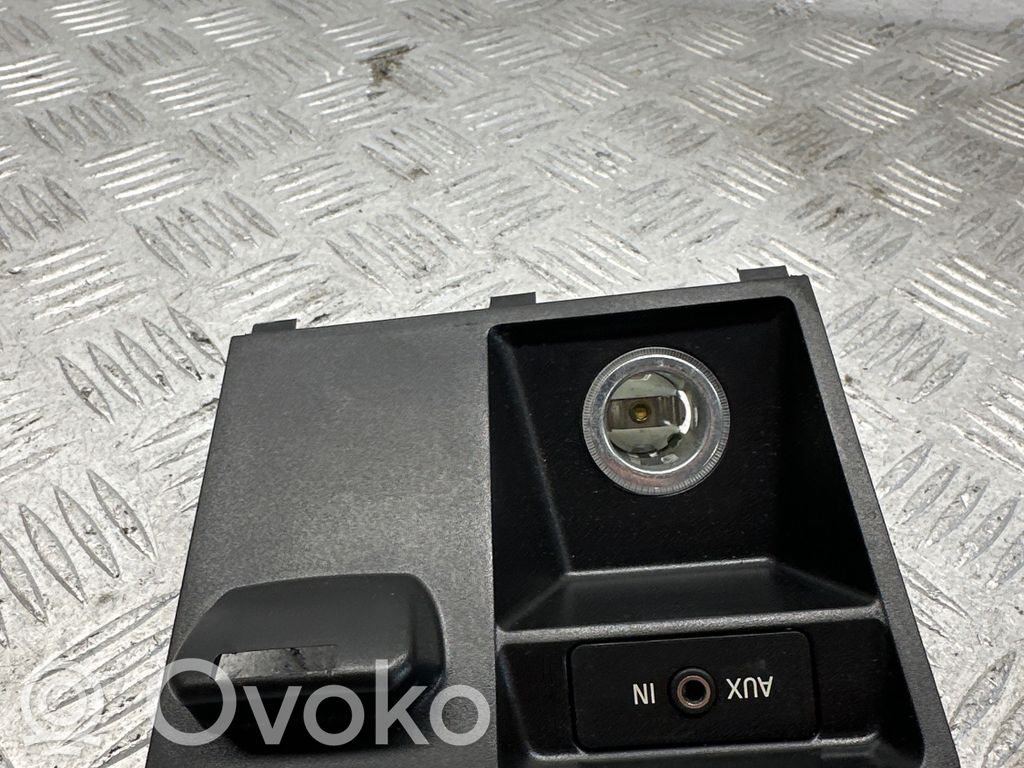BMW X5 E70 USB jungtis 