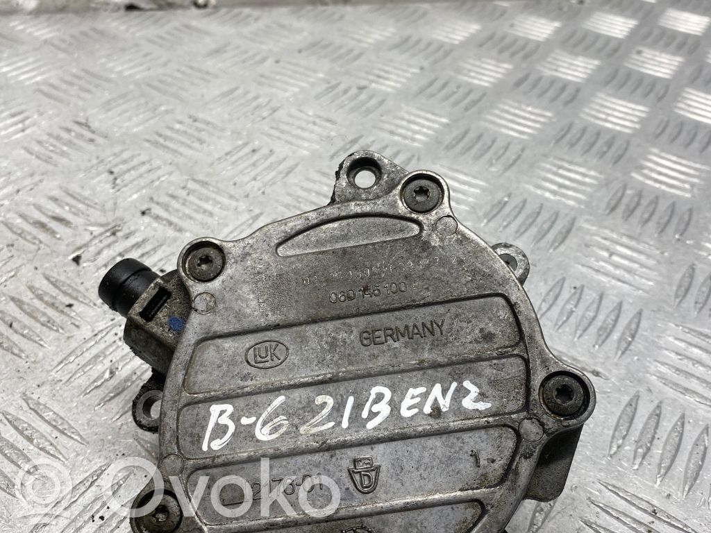 Volkswagen PASSAT B6 Bomba de vacío 