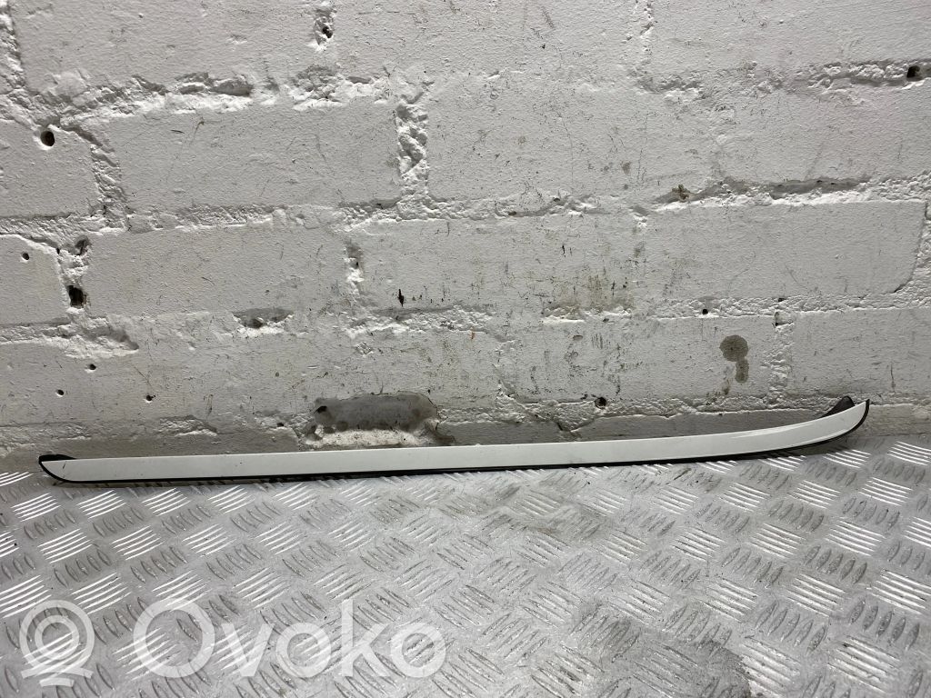 BMW X5 E70 Windshield trim 