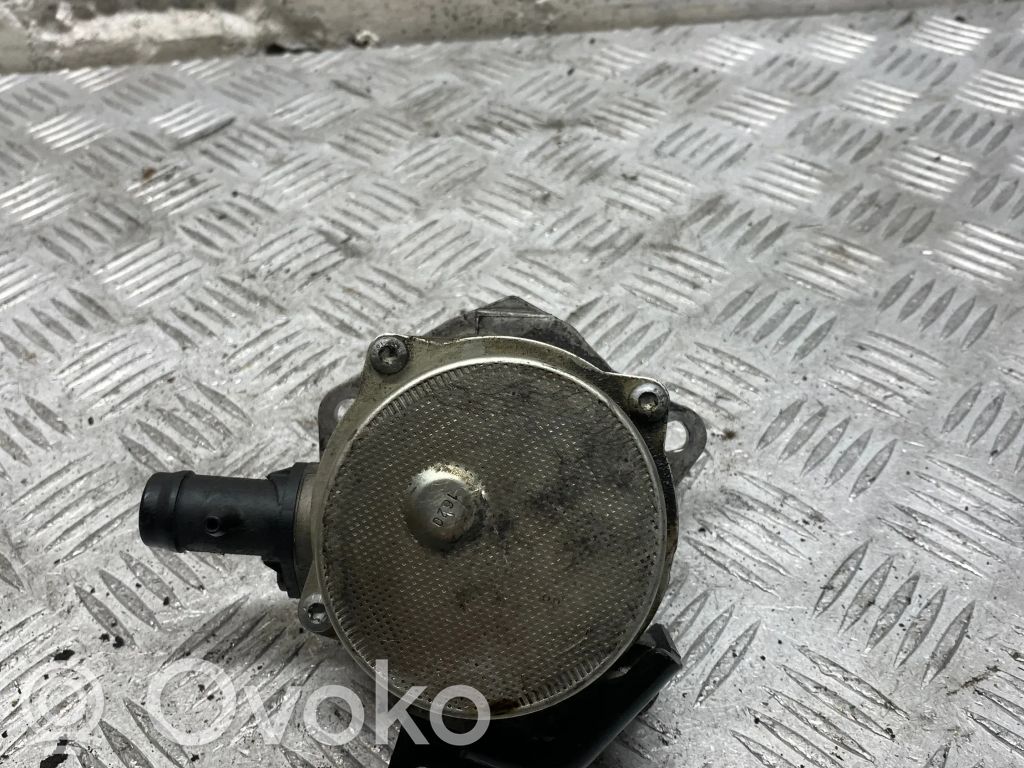 Renault Megane III Pompă vacuum 