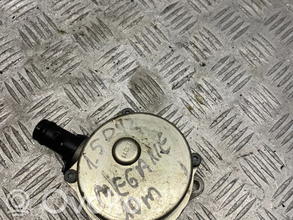 Renault Megane III Vacuum pump 