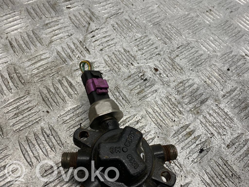 Ford Focus Tuyau de conduite principale de carburant 