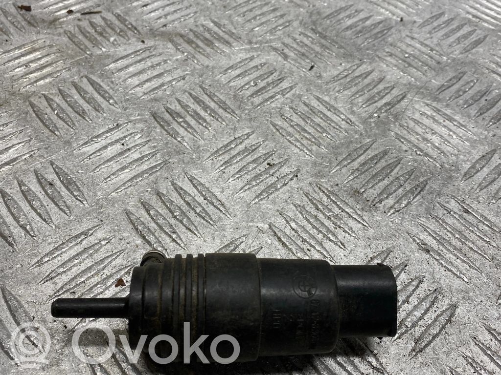 BMW 1 E81 E87 Logu mazgātāja sūknis 