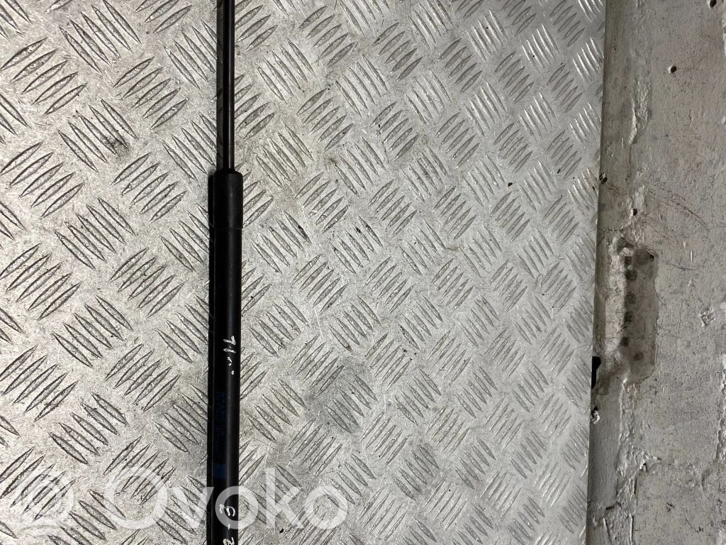 Mercedes-Benz E W212 Siłownik maski przedniej 