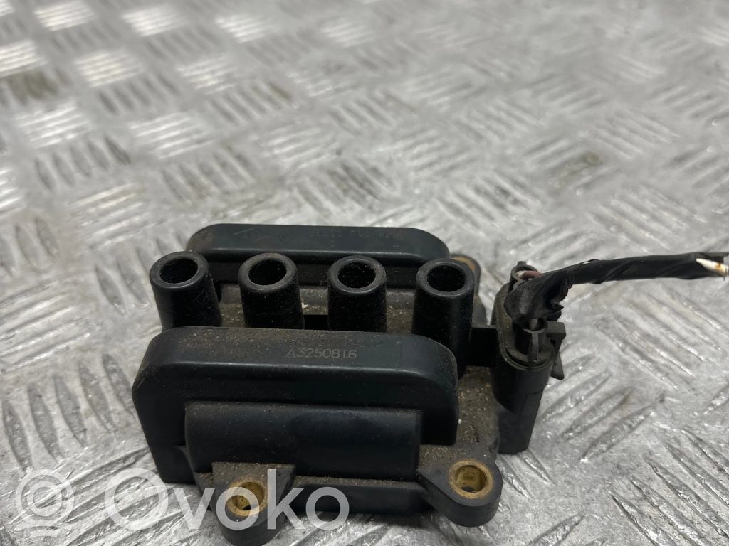 Renault Clio III High voltage ignition coil 