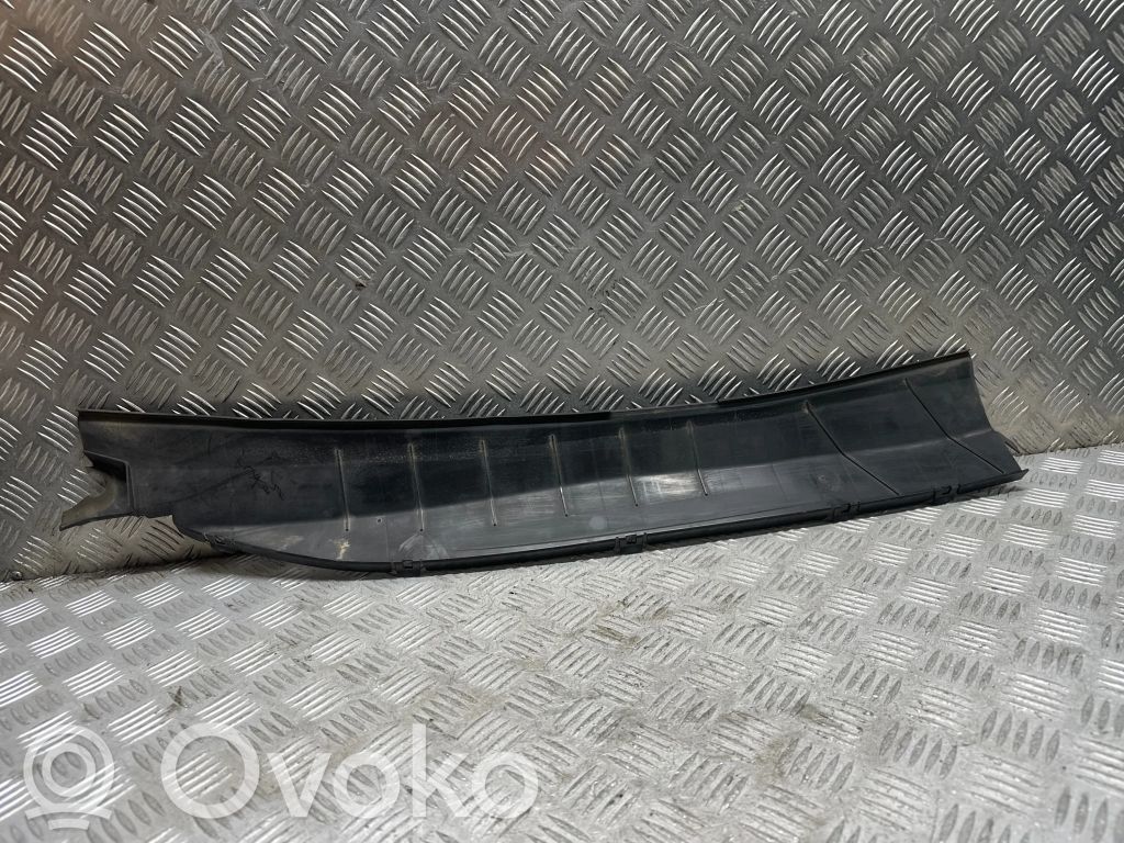 Opel Astra K Listwa szyby czołowej / przedniej 